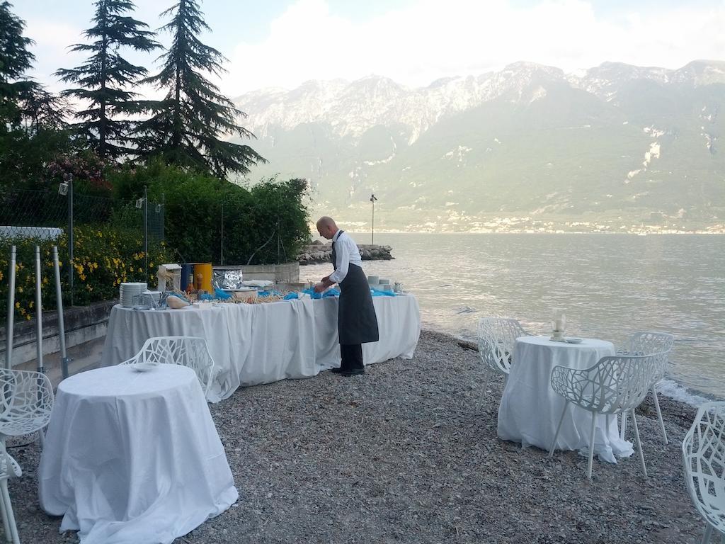 Torre Degli Ulivi Bed & Breakfast Tignale Bagian luar foto