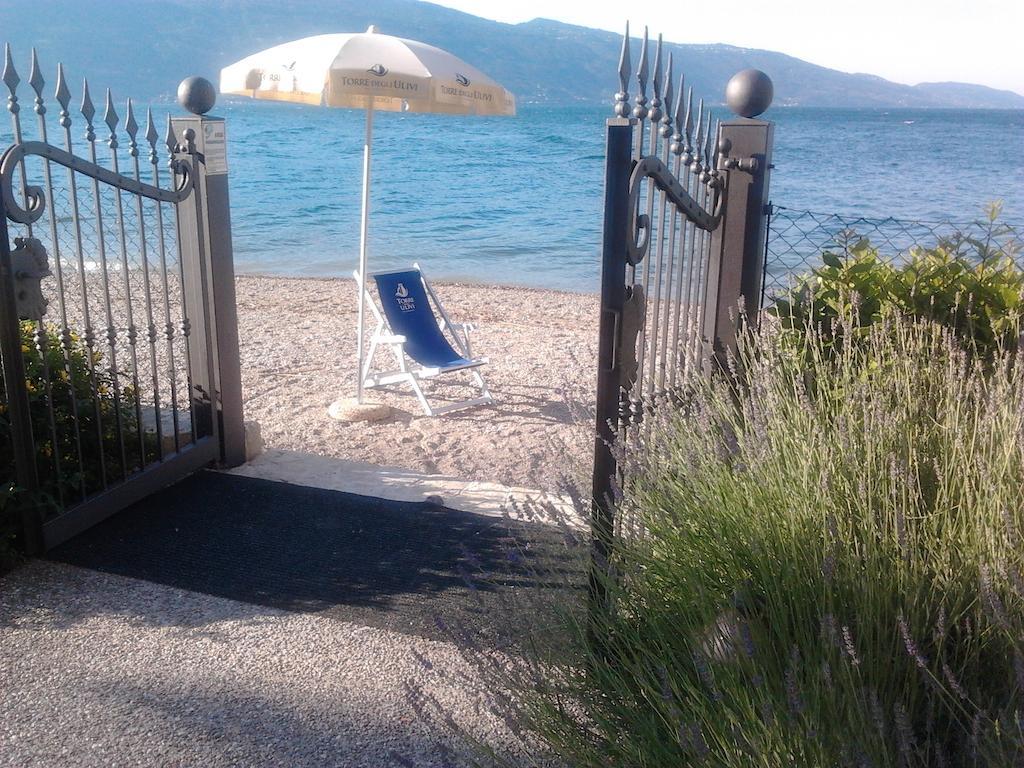 Torre Degli Ulivi Bed & Breakfast Tignale Bagian luar foto