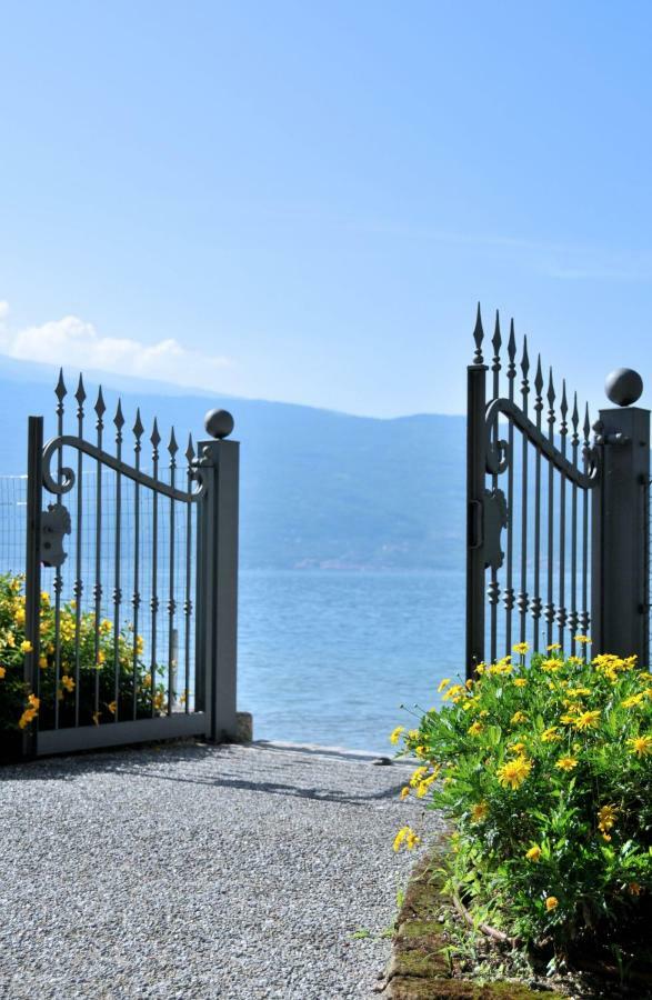 Torre Degli Ulivi Bed & Breakfast Tignale Bagian luar foto